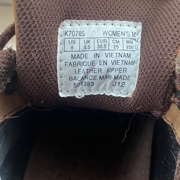 Rockport women’s lace up tan boots - Picture 6 of 6